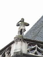 Moulins - Cathedrale Notre-Dame - Statue, Homme